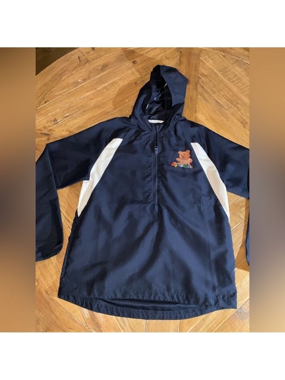 Cutter and Buck 1/2 zip packable anorak/jacket in navy and white -size small NWT